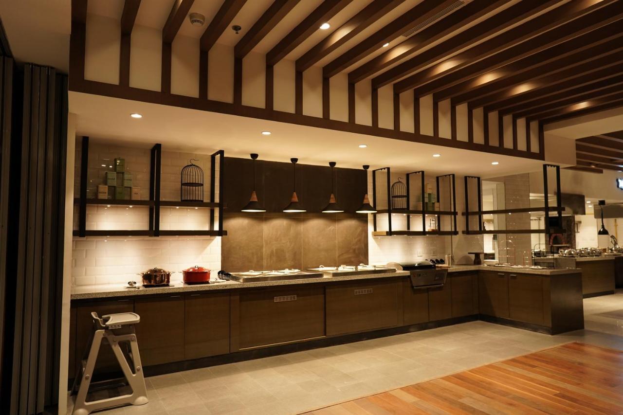 Gokulam Grand Trivandrum Тривандрум Экстерьер фото