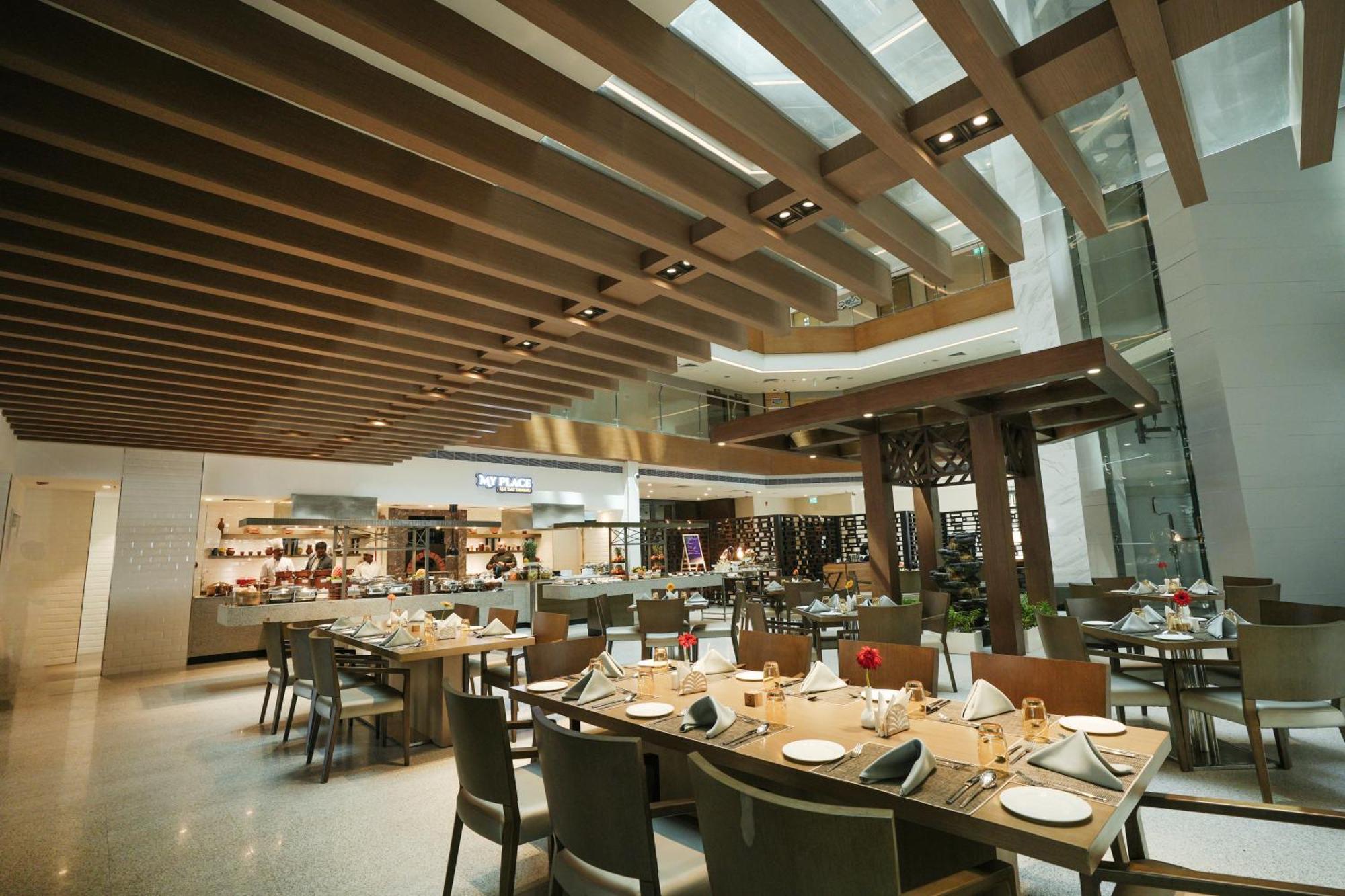 Gokulam Grand Trivandrum Тривандрум Экстерьер фото