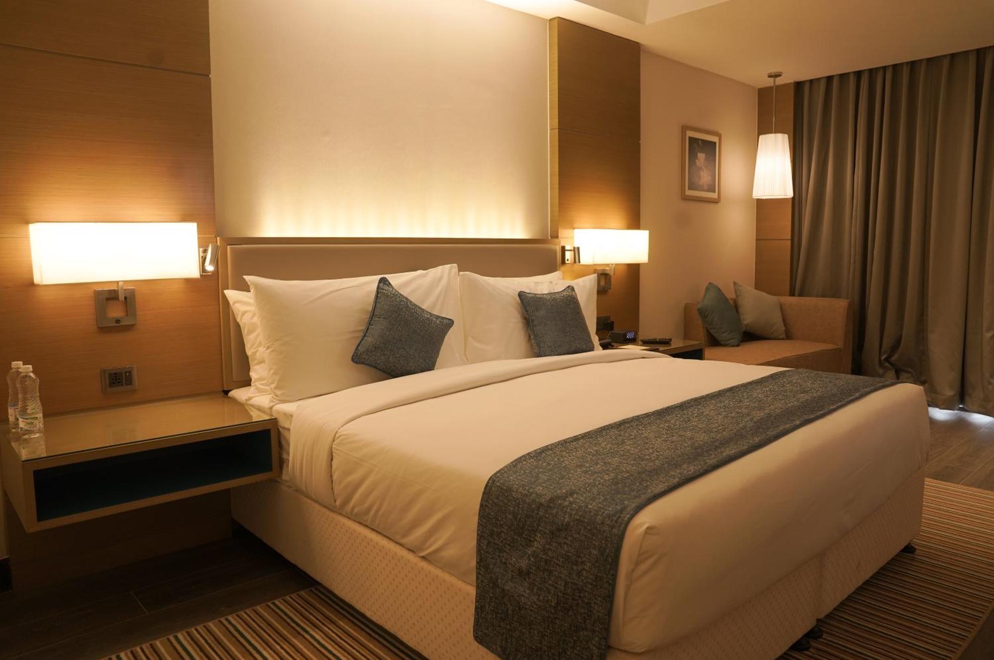 Gokulam Grand Trivandrum Тривандрум Экстерьер фото
